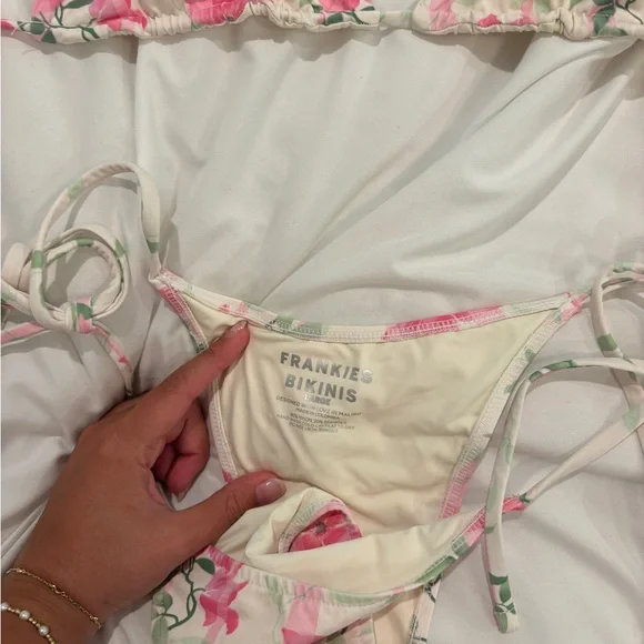 Frankie’s Bikinis set size L - Picture 2 of 6